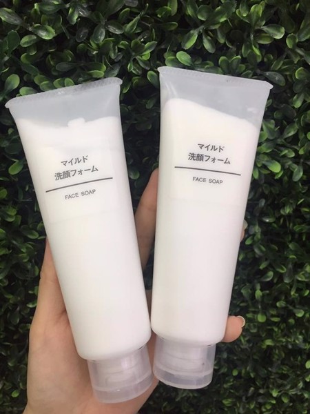 Sữa rửa mặt tạo bọt muji dạng tuýp 120g