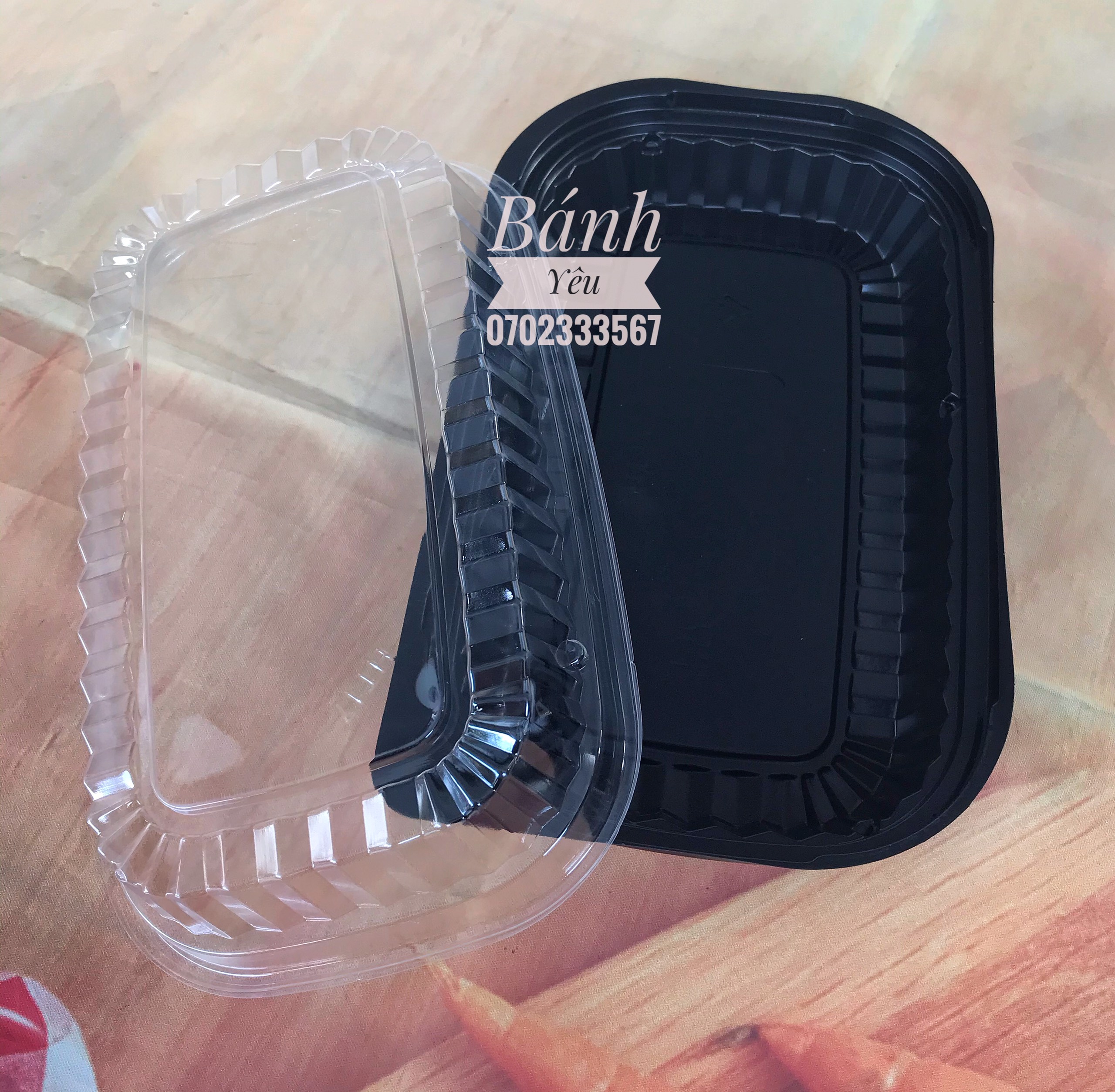 Bộ 10 hộp nhựa đế đen HT17