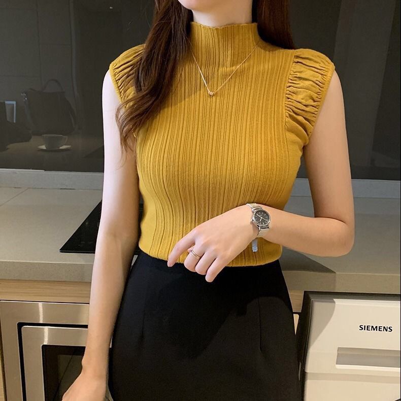 Áo len cổ cao sát nách