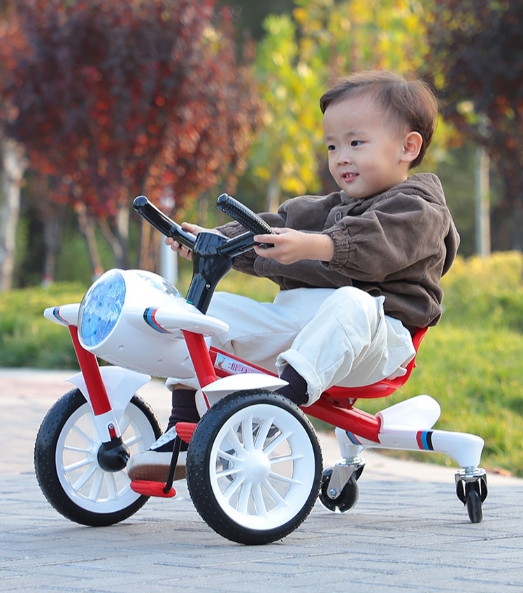 Xe đạp 4 bánh trẻ em DRIFT