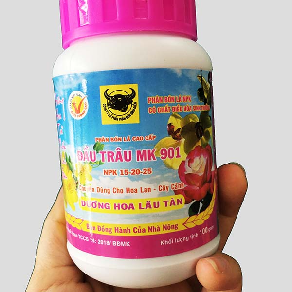Phân bón đầu trâu mk 901 100gram dưỡng hoa lâu tàn mk901