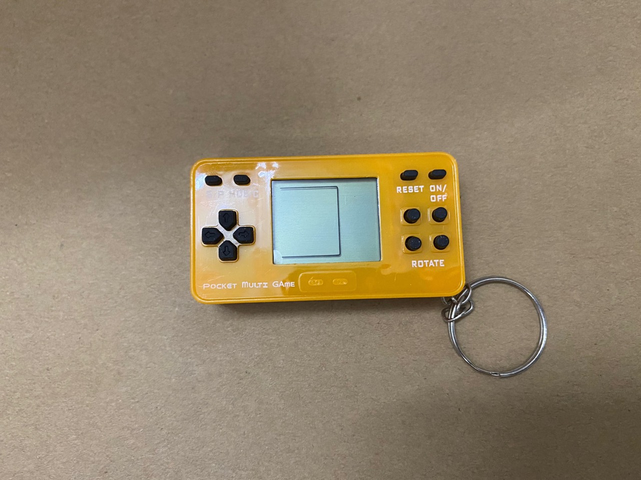 Móc khóa máy chơi game, mốc khóa mini máy chơi game xếp gạch