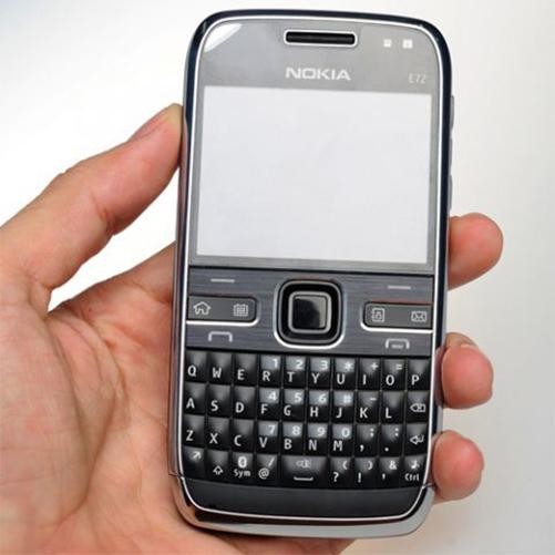 Điện thoại cổ NOKIA E72 giá rẻ tặng sim 4g