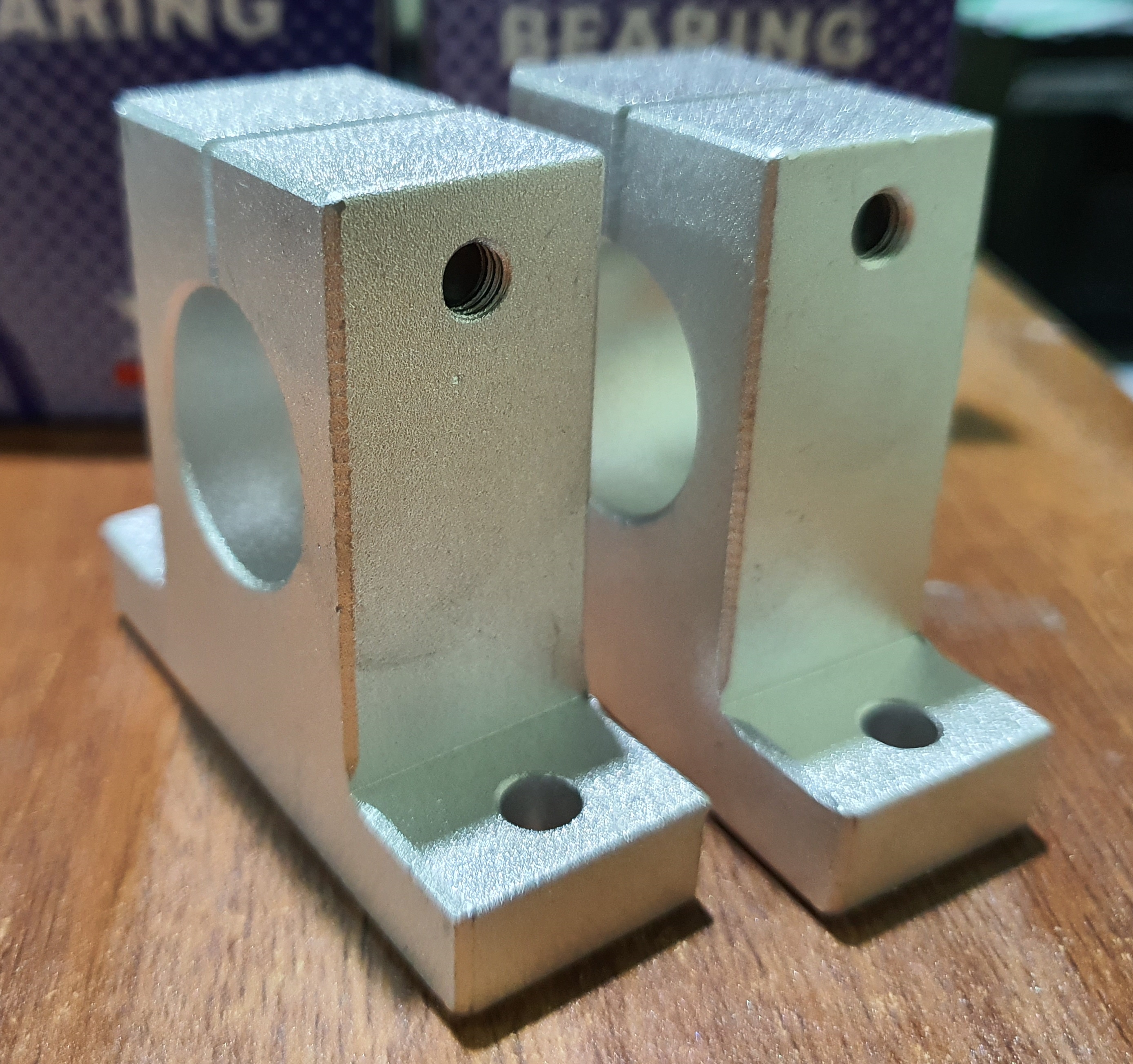 Bộ 02 gối đỡ ray trượt tròn SK25
