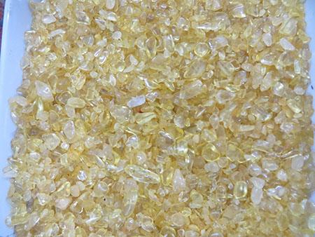 Đá thạch anh vụn màu vàng  kích thước từ 1 đên 10 mm