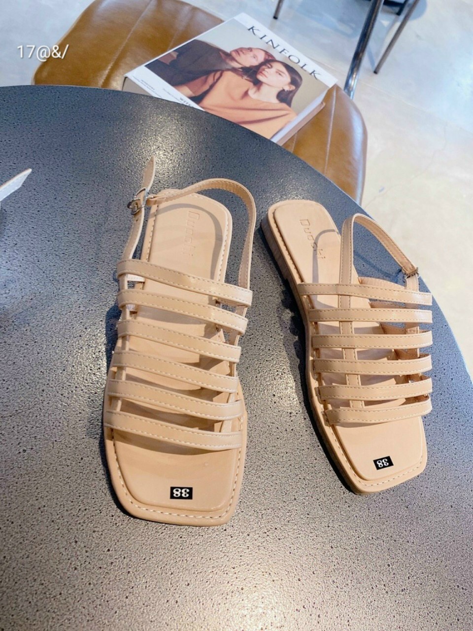 Giày sandal đế thấp nhiều dây có size lớn 35-42