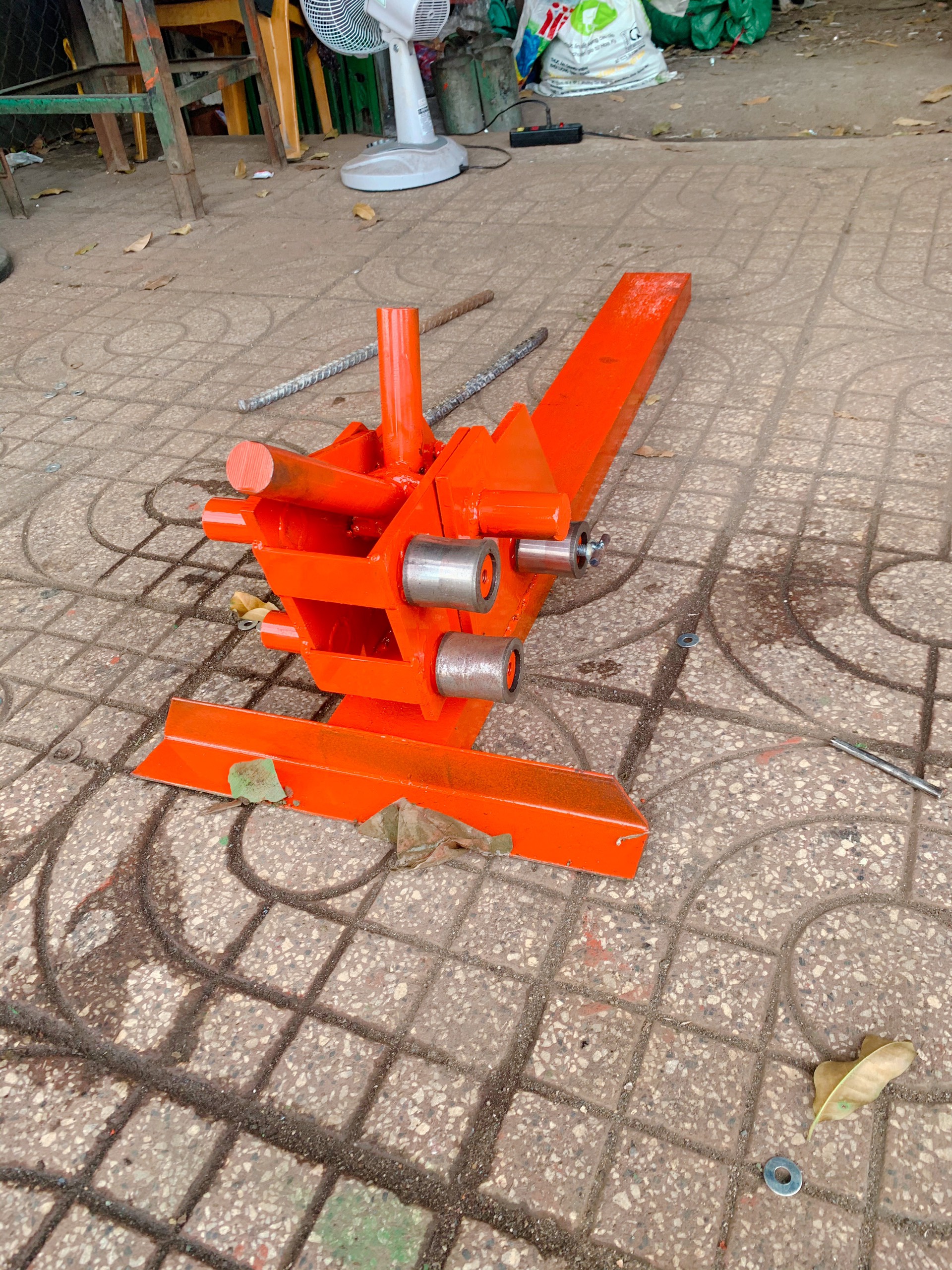 Đầu bẻ phi 25 nối dài - ống 1m2 đi kèm