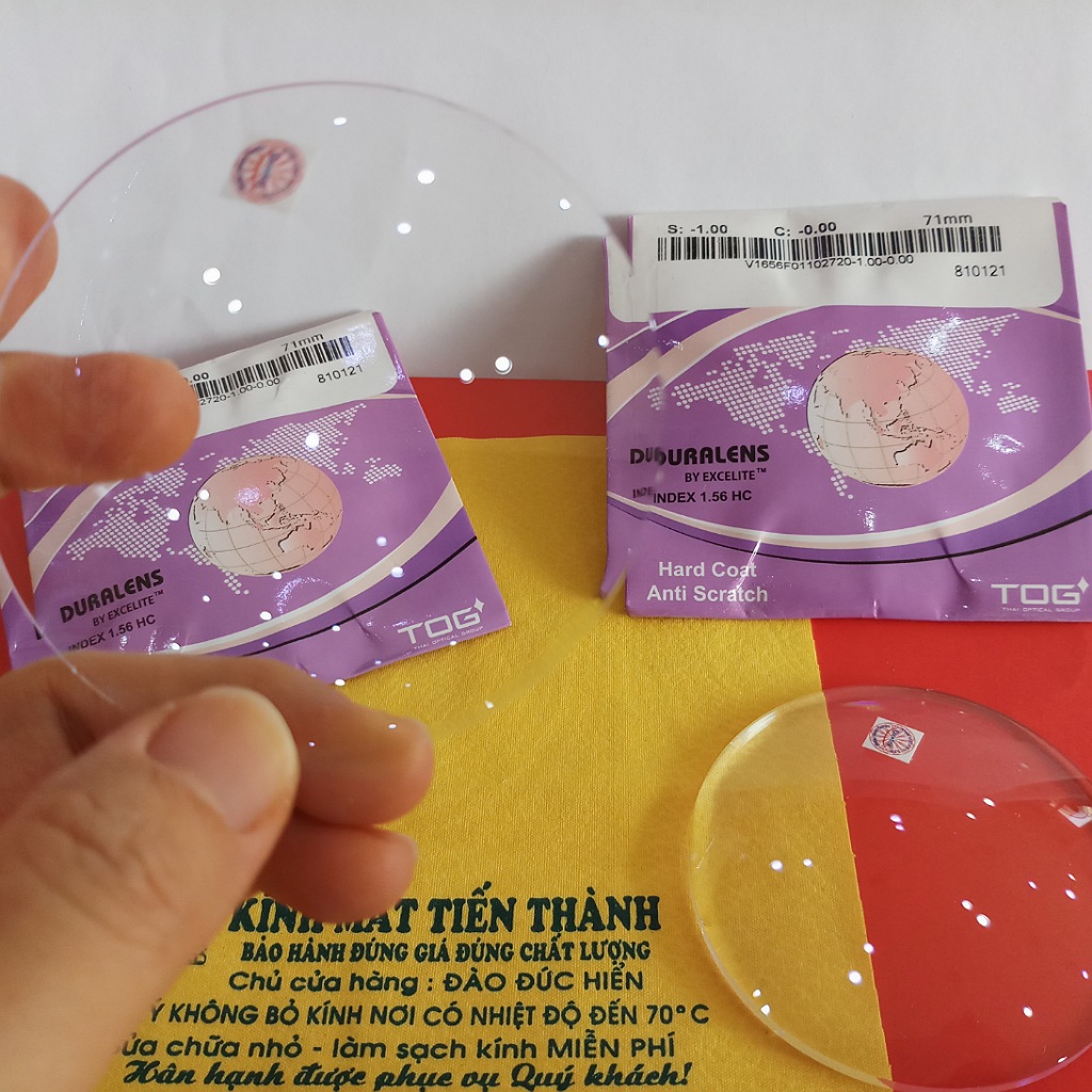 Tròng Mắt Tráng Cứng - Kính mắt Tiến Thành