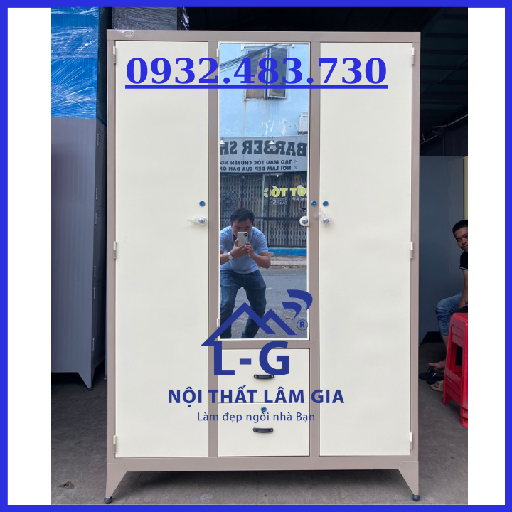 Tủ sắt quần áo 3 cánh có gương soi sơn tĩnh điện sắt dày 5jem lâm gia