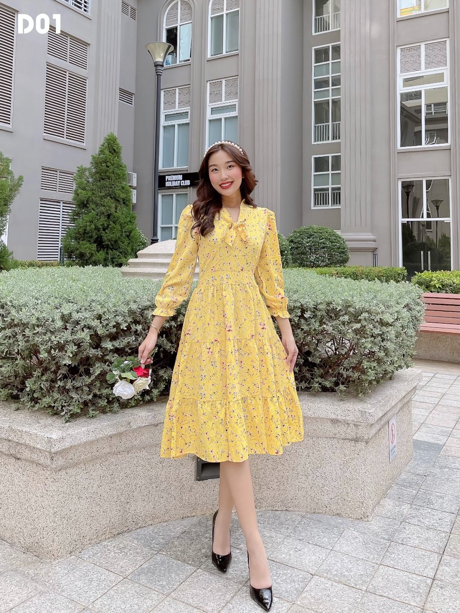 Đầm lua hoa nhí vàng