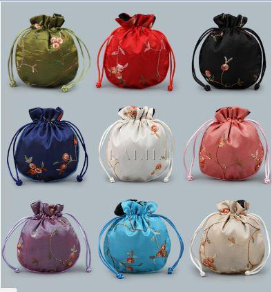 Túi thêu hầu bao cổ trang túi đựng tiền túi tua rua đựng tiền phong cách cổ trang trung quốc