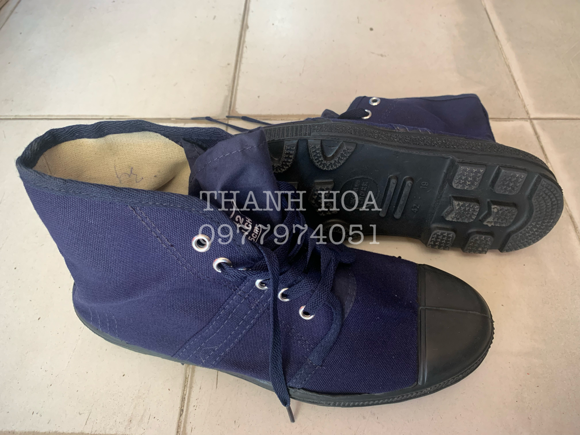 Giày vải cao cổ thấp cổ màu xanh