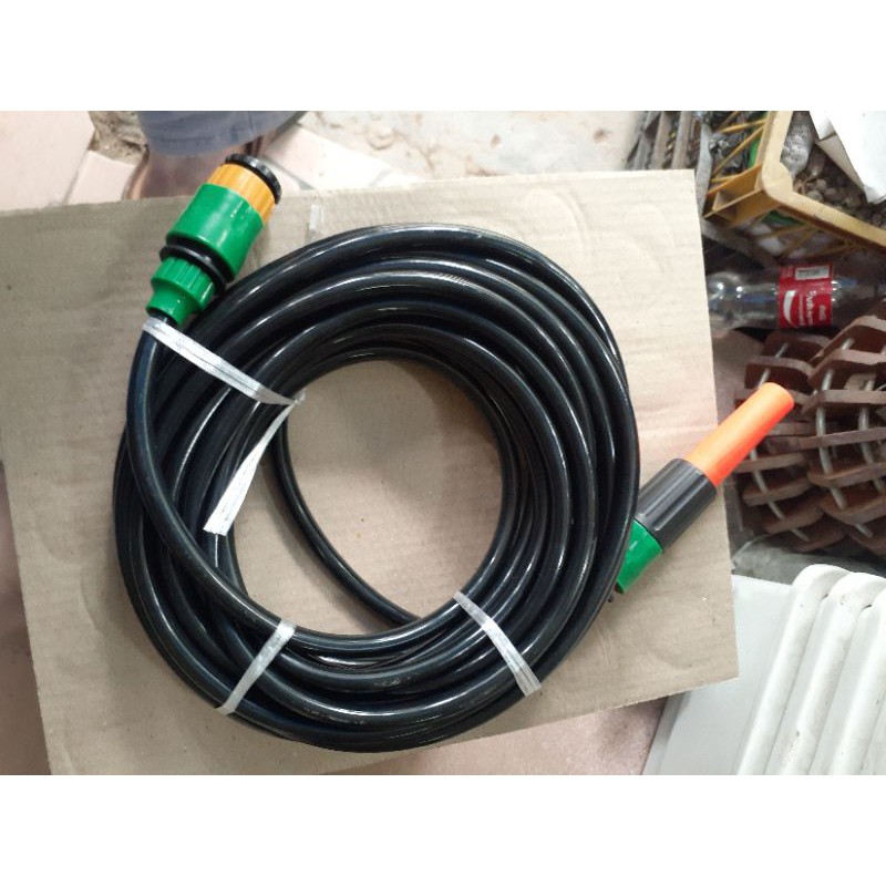 Bộ dây và vòi tưới cây đa năng