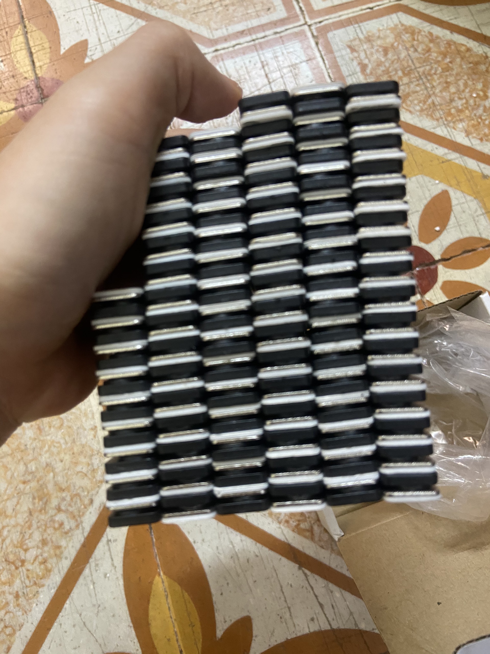 Com bo ( 100 thẻ tên 3 viên )