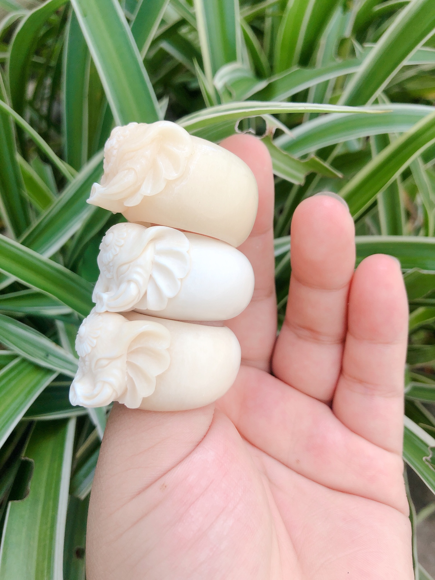Nhẫn mỹ nghệ trạm khắc hình con voi