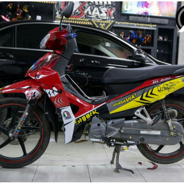 Tem trùm honda Blade cá mập đỏ xám vàng shark - Độ dán team trùm decal xe máy honda Blade cá mập đỏ xám vàng shark  - Team trùm decal xe máy honda Blade rẻ đẹp và chất