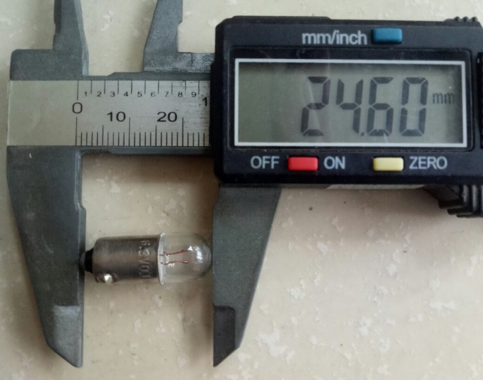 Bóng Đèn Sợi Đốt BA9S 6.3V 0.15A Đuôi Gài 9mm