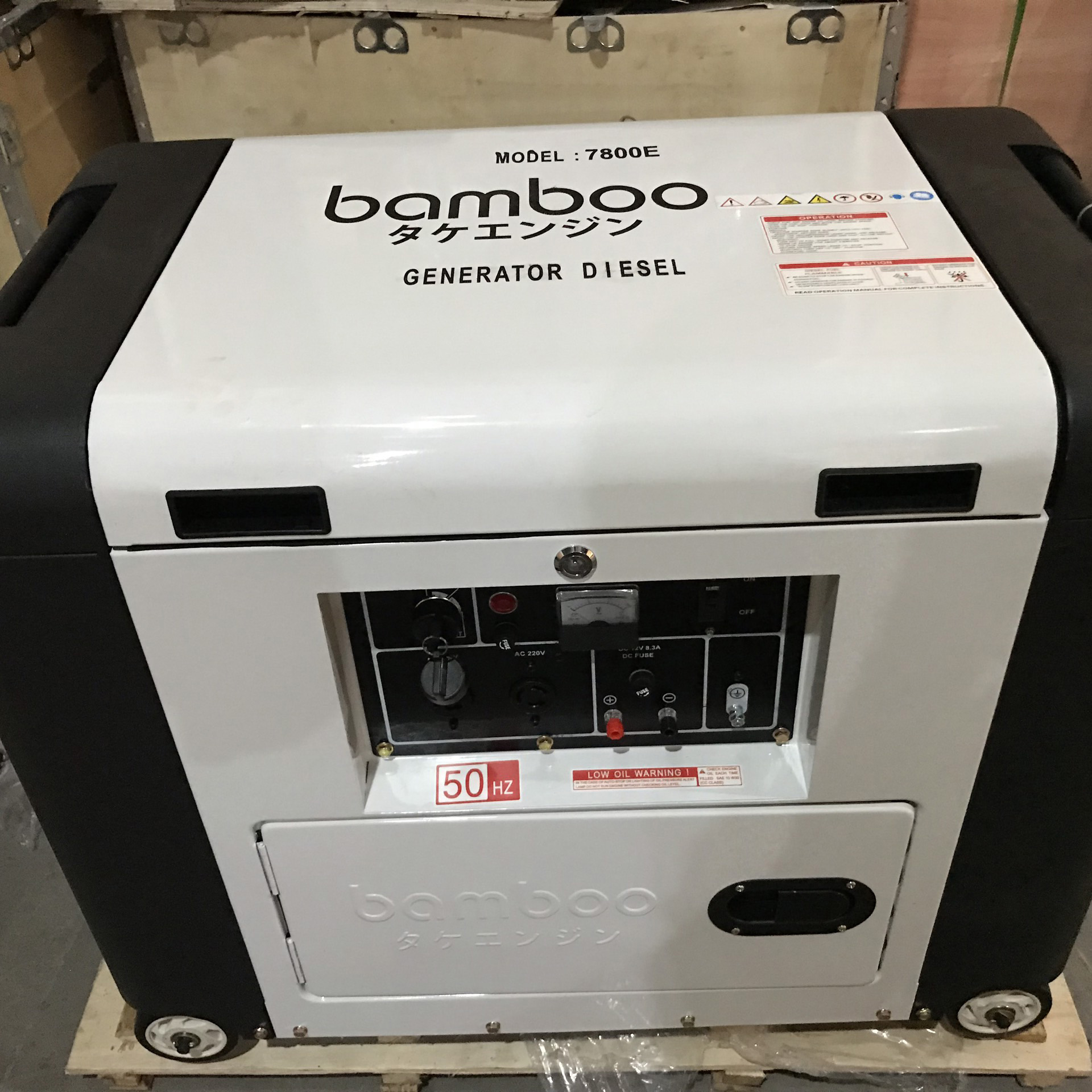 Máy Phát Điện Chạy Dầu 5kw Bamboo 7800E