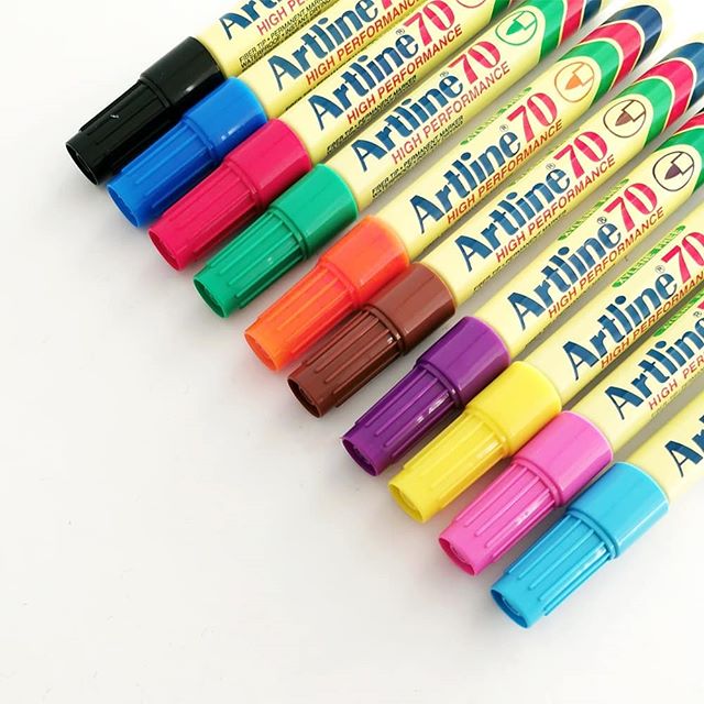 Bút lông dầu Artline Japan EK-70