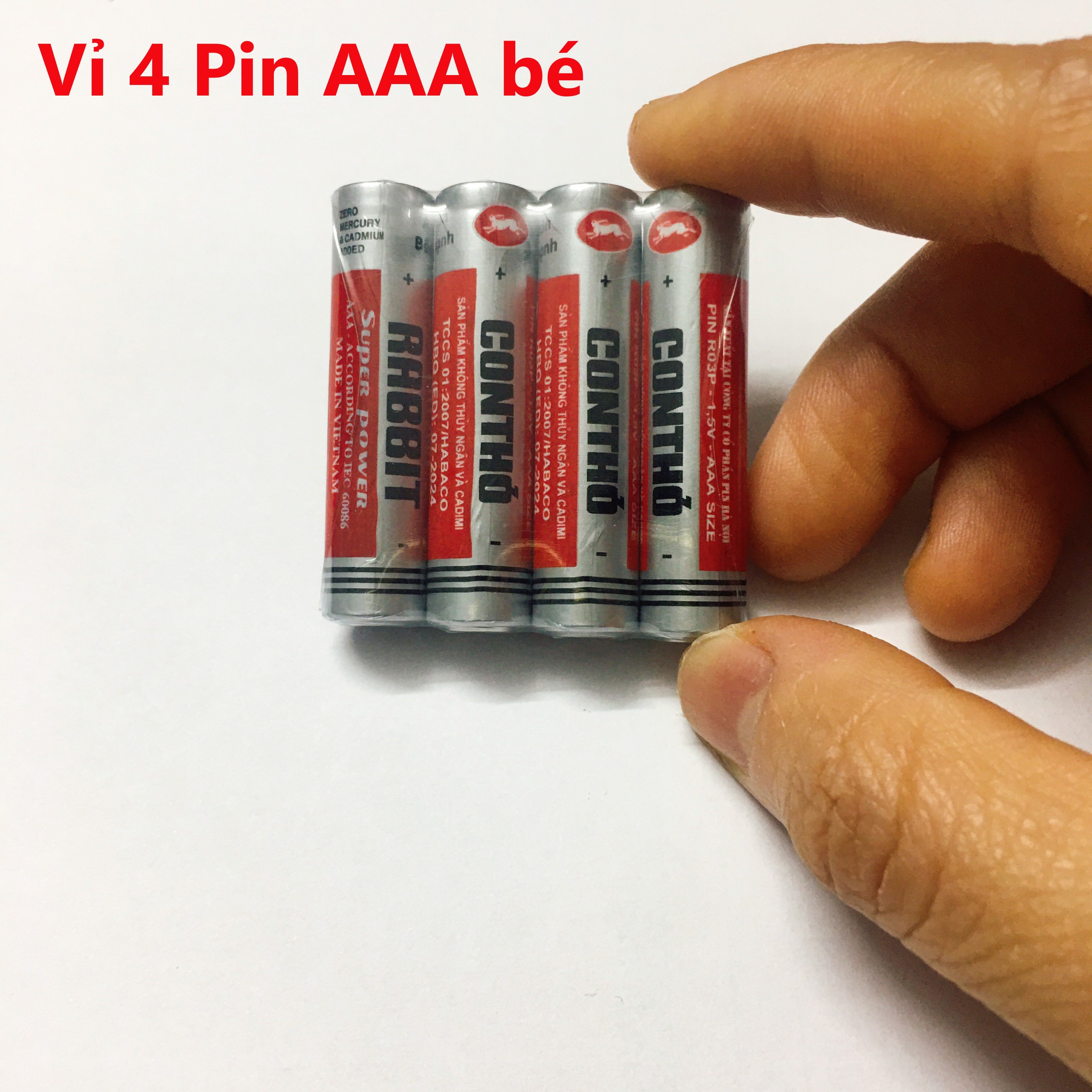 Vỉ 4 pin con thỏ loại bé, lớn pin 1,5v