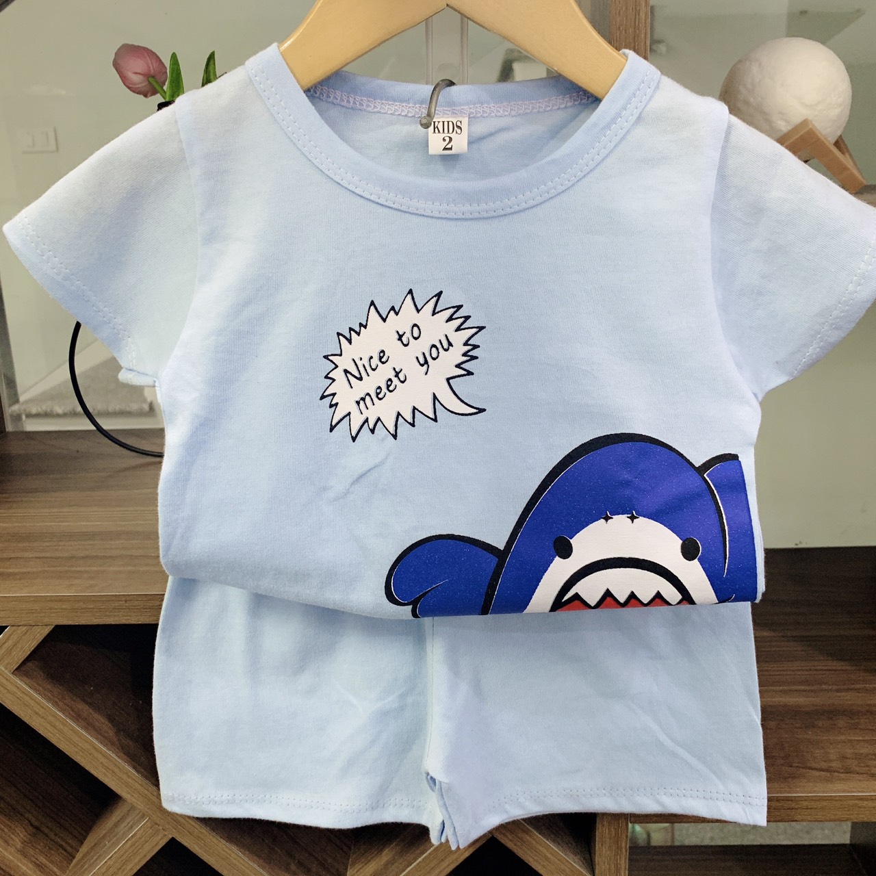 Bộ quần áo hình con cá mập cho bé trai từ 8 - 18kg