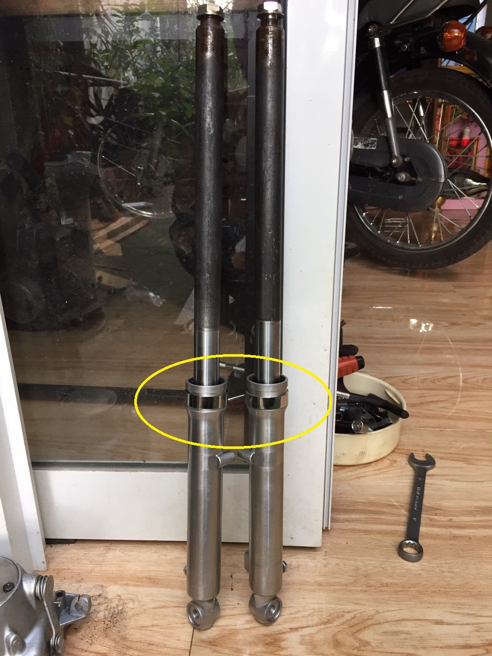 cặp nhẫn chân phuột trước honda 67 -72