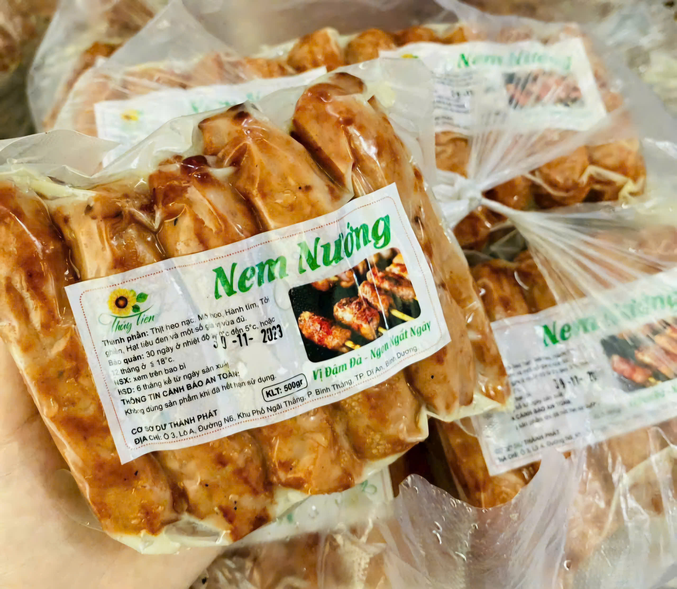 Gói 500g Nem nướng thơm ngon( 10 cây )