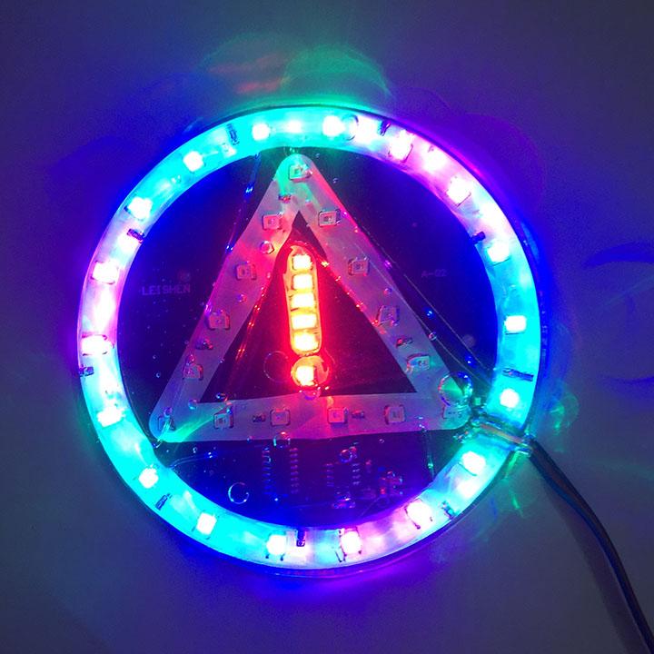 Đèn led miếng dán cảnh báo dấuchấm than cho xe tải 24V