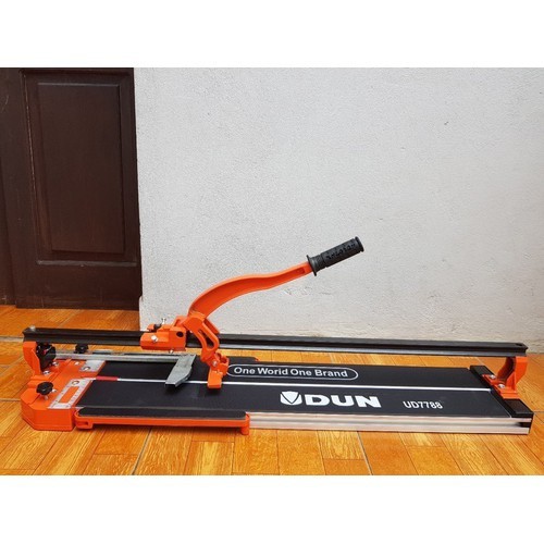 Máy Cắt Gạch Bàn Đẩy Tay Udun 7788