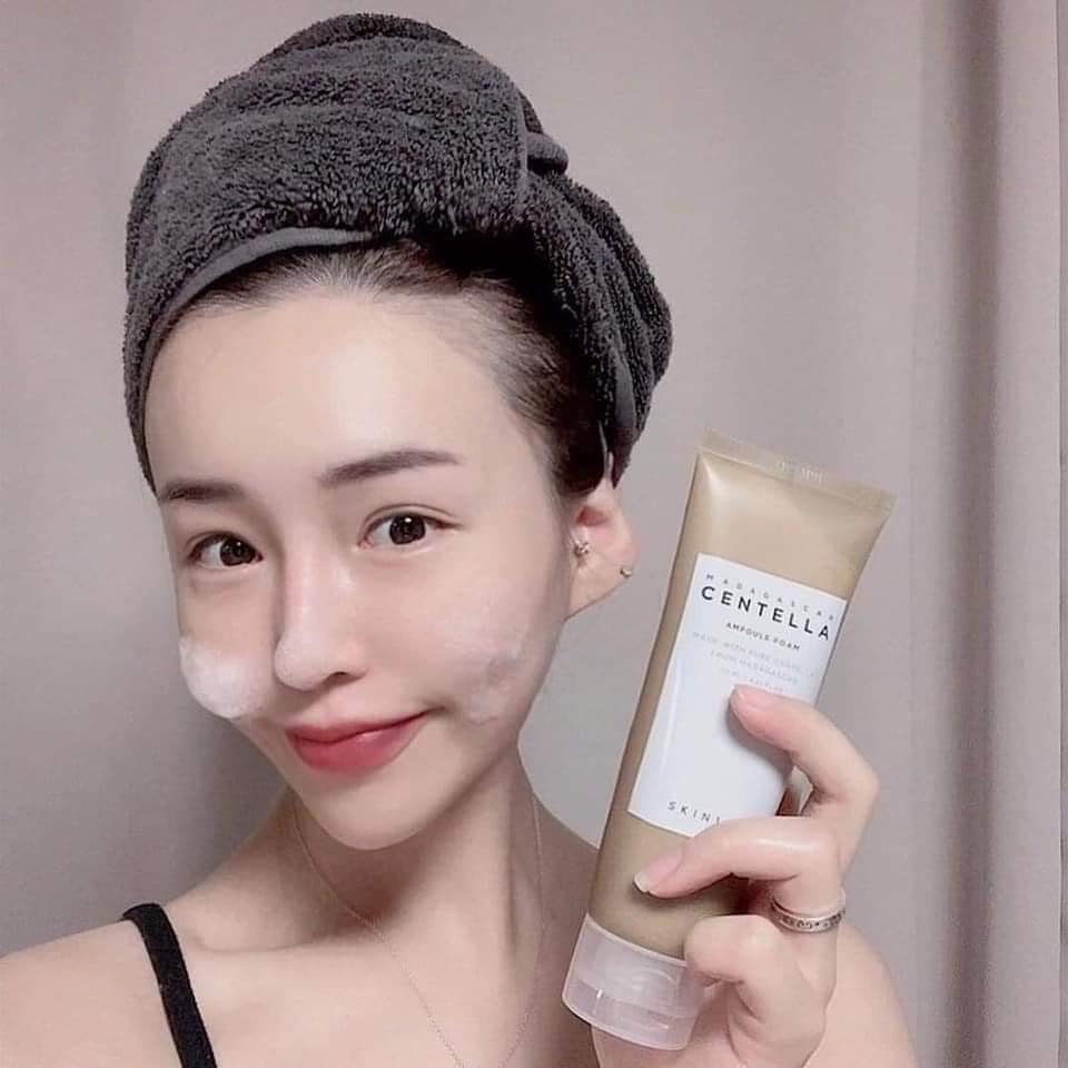 Sữa Rữa Mặt Skin1004 Madagascar Centella Ampoule Foam 125ml