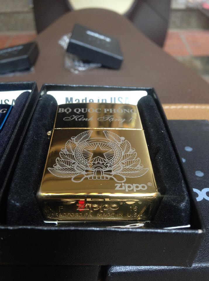 [HCM]Zippo Khắc Laze Logo Quân - Đội Vàng