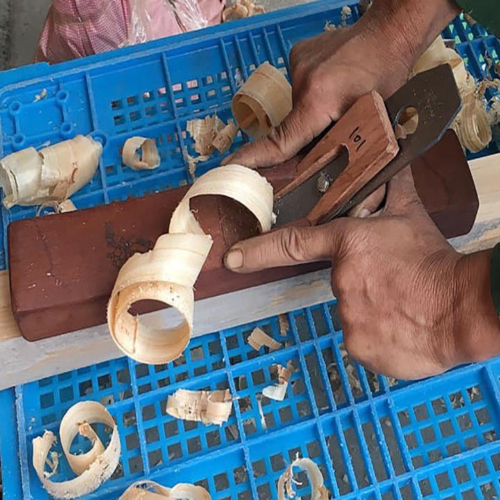 Bào gỗ cầm tay loại tốt