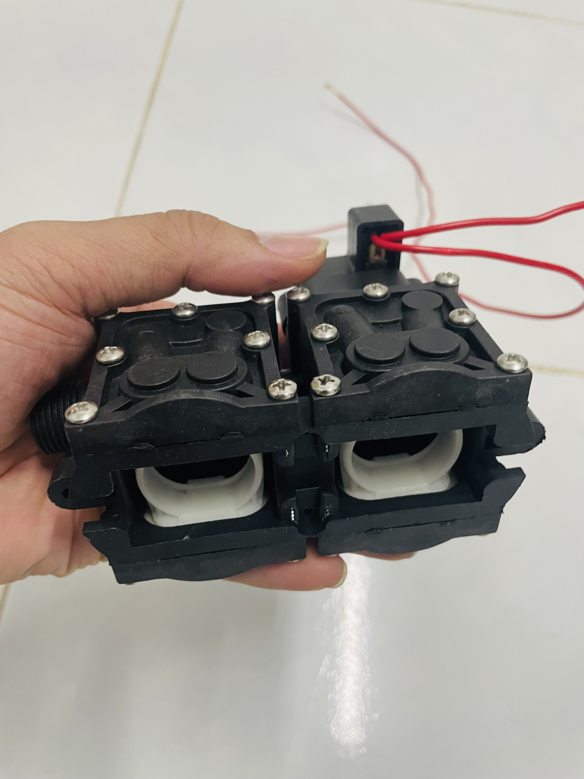 Đầu bơm dùng cho máy bơm mini rửa xe, phun sương