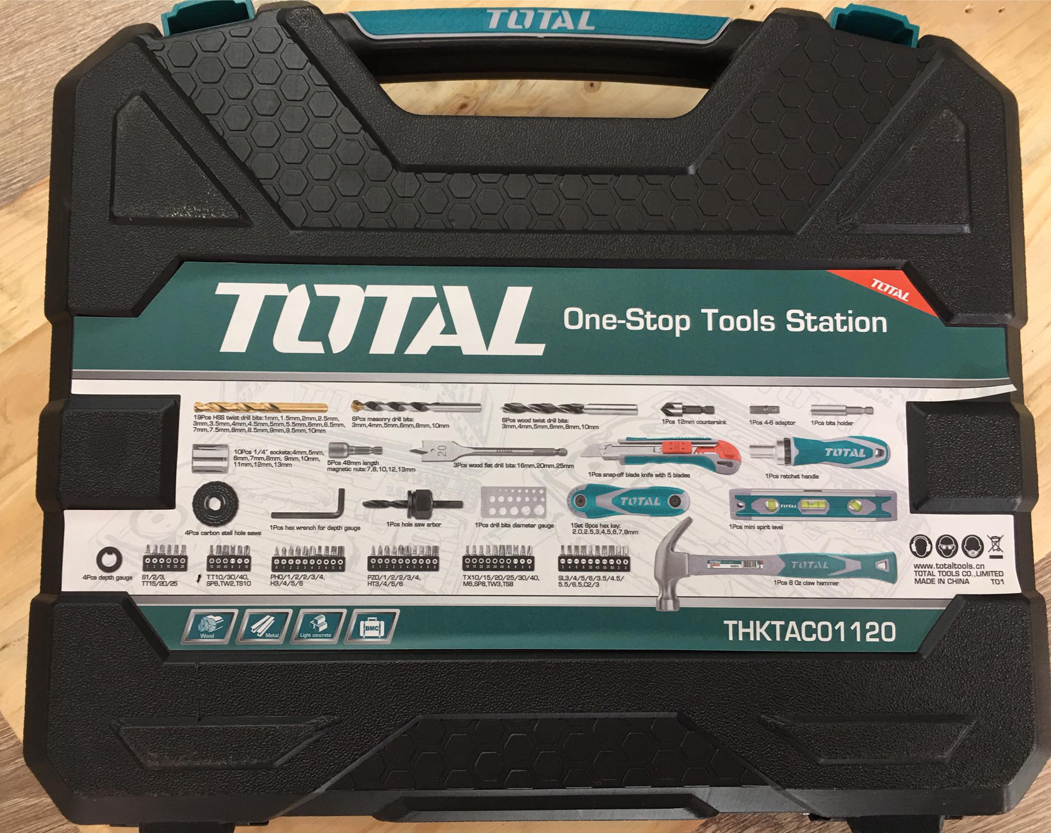 Bộ dụng cụ 120 món Total THKTAC01120