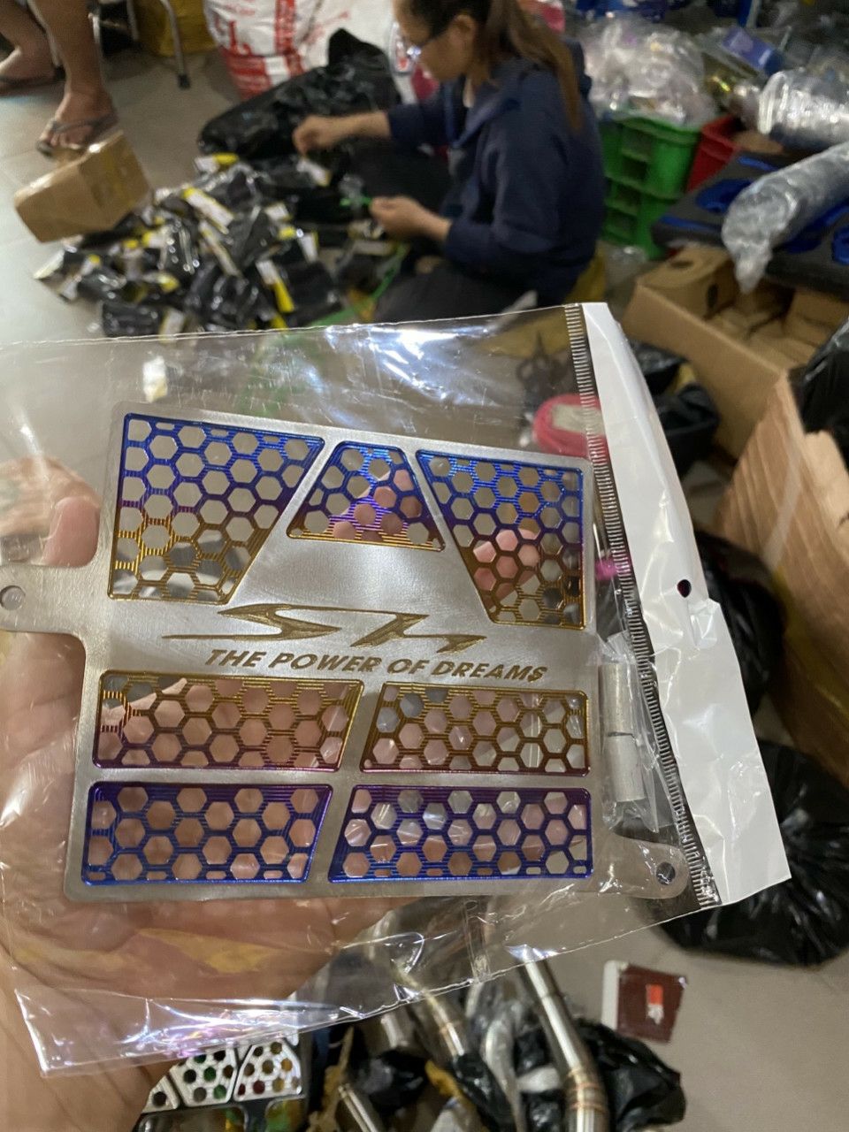 che két nước titan sh 2020