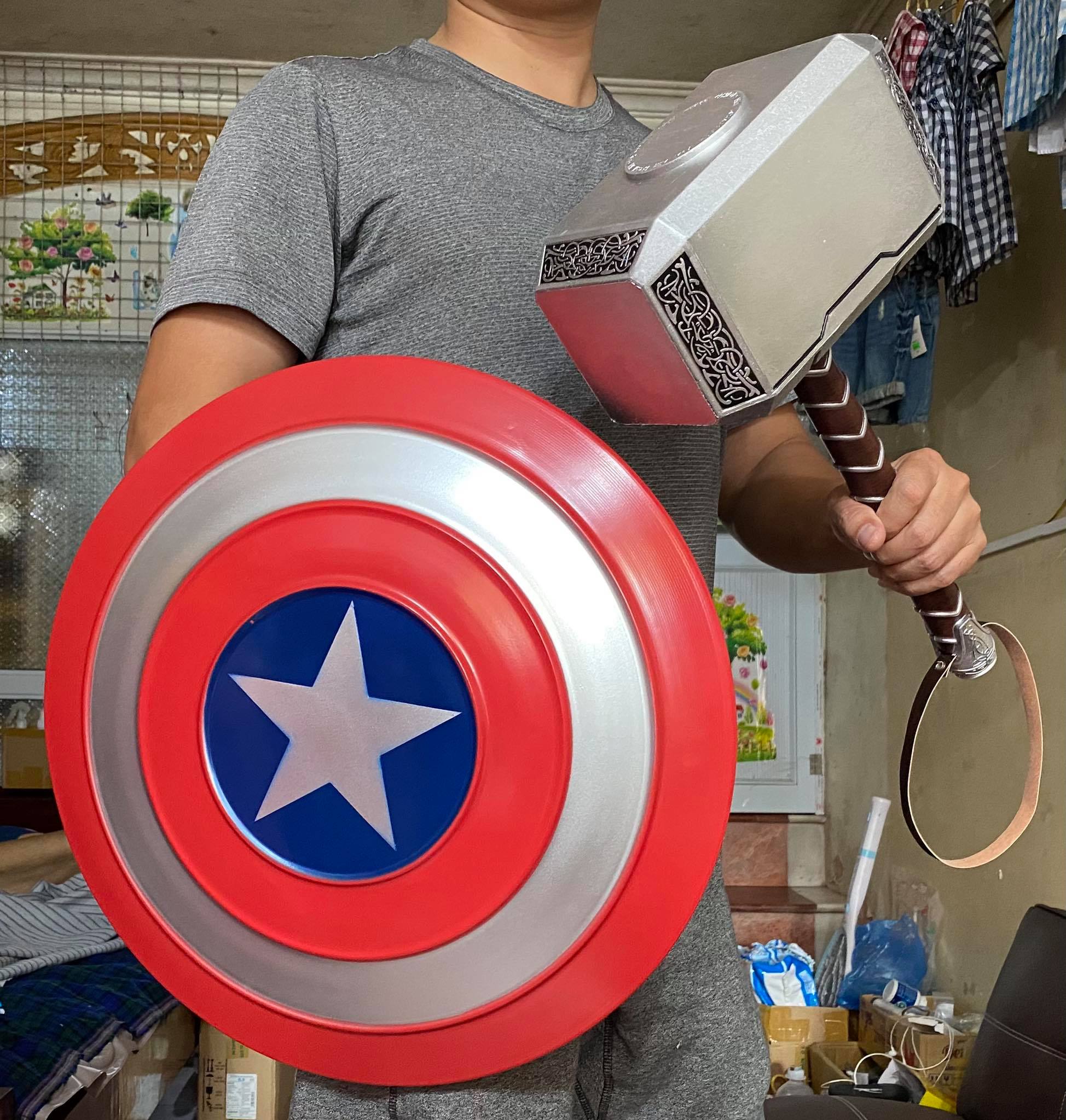 Mô hình figure marvel búa Thor tỉ lệ 1:1