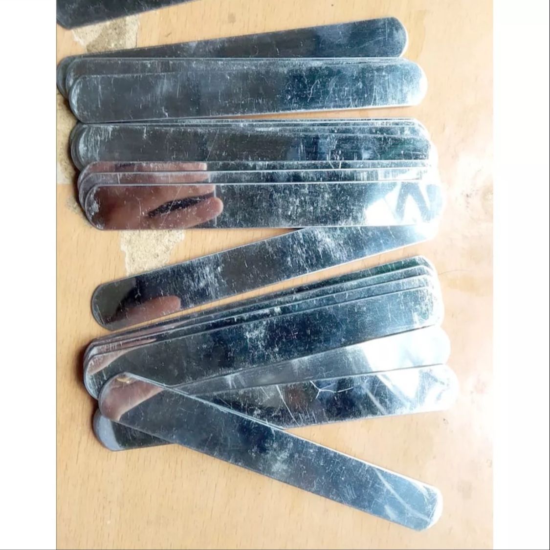* Que đè lưỡi Inox thẳng, đè lưỡi inox