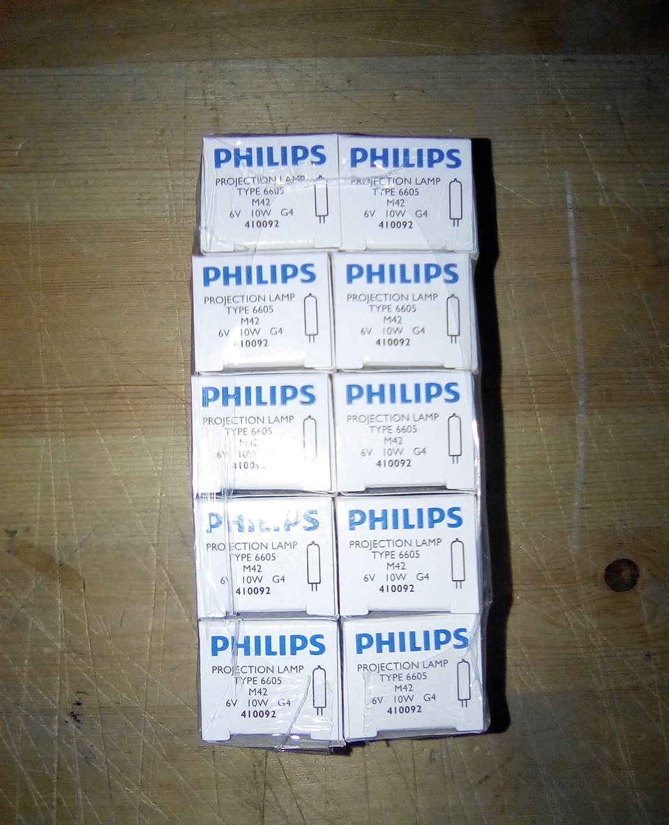 (SALE) Bóng đèn halogen Philips 6605 6V 10W G4 tuổi thọ 2000h