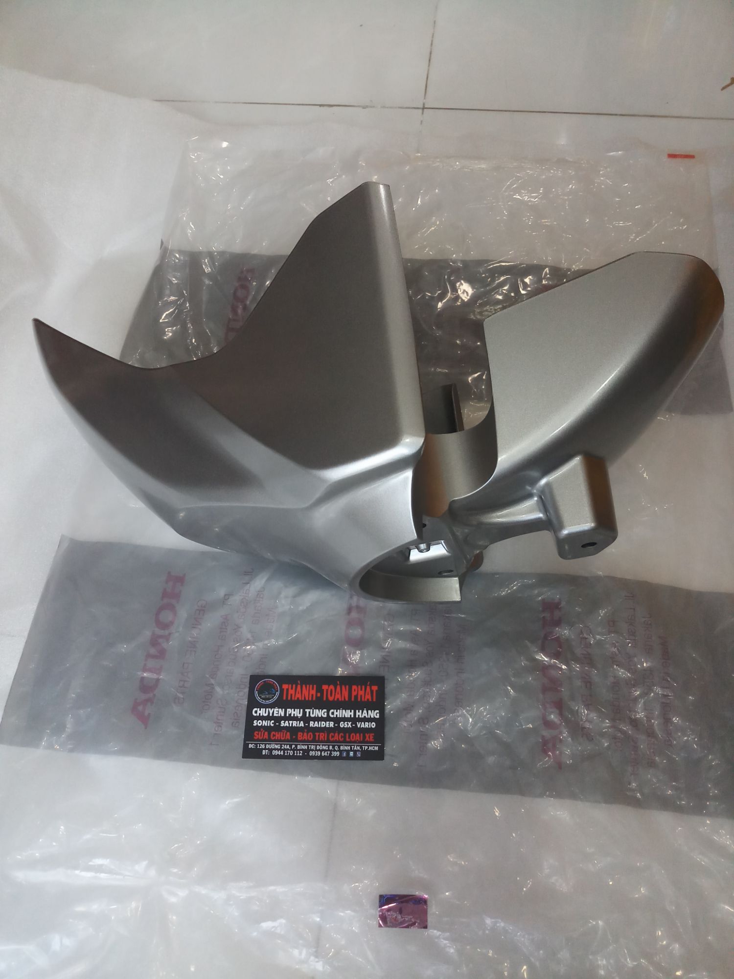 Dè trước Vario 2019(bạc)