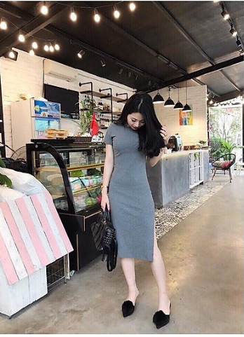 đầm ôm body xẻ tà (tặng bịt mắt và thước dây)
