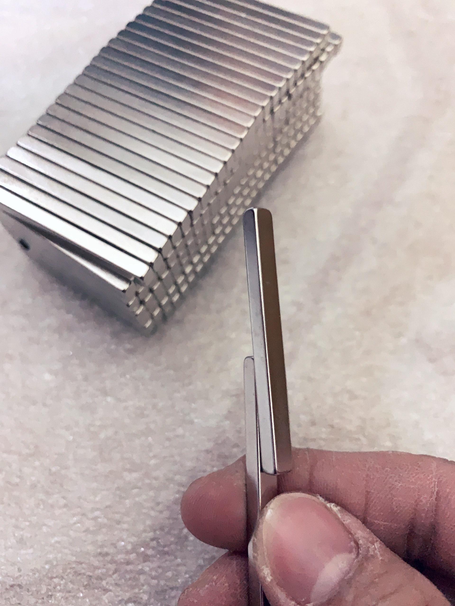 Nam châm 50x5x4mm ( set 20 Viên)