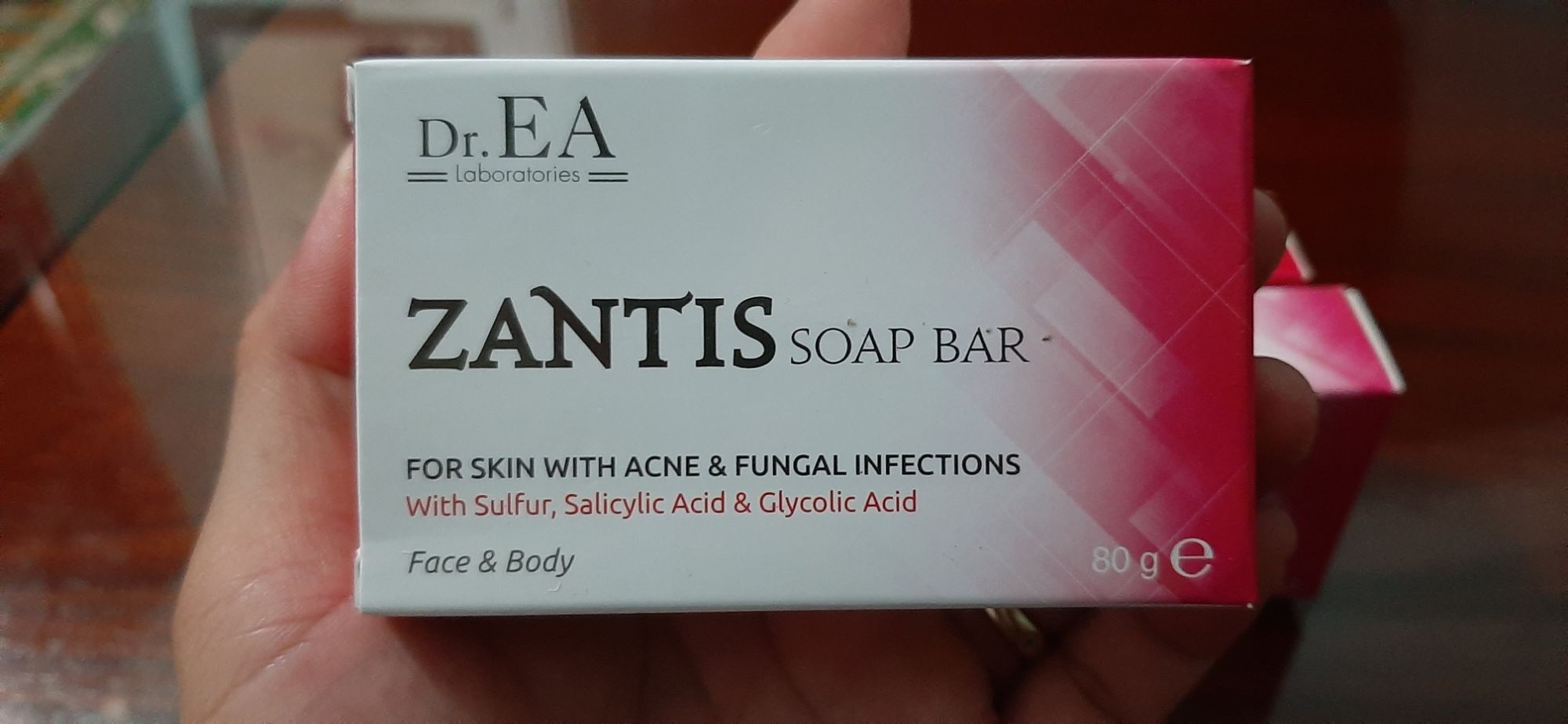 xà phòng zantis