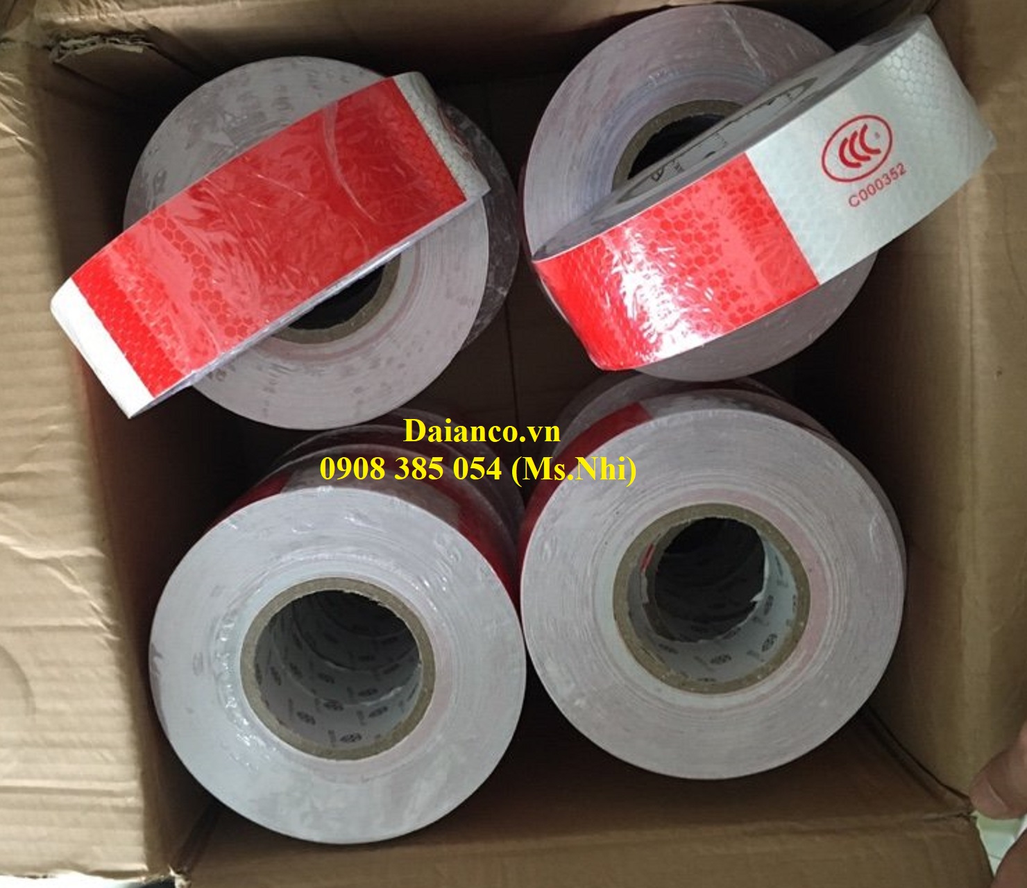 Cuộn băng keo phản quang dán xe hơi