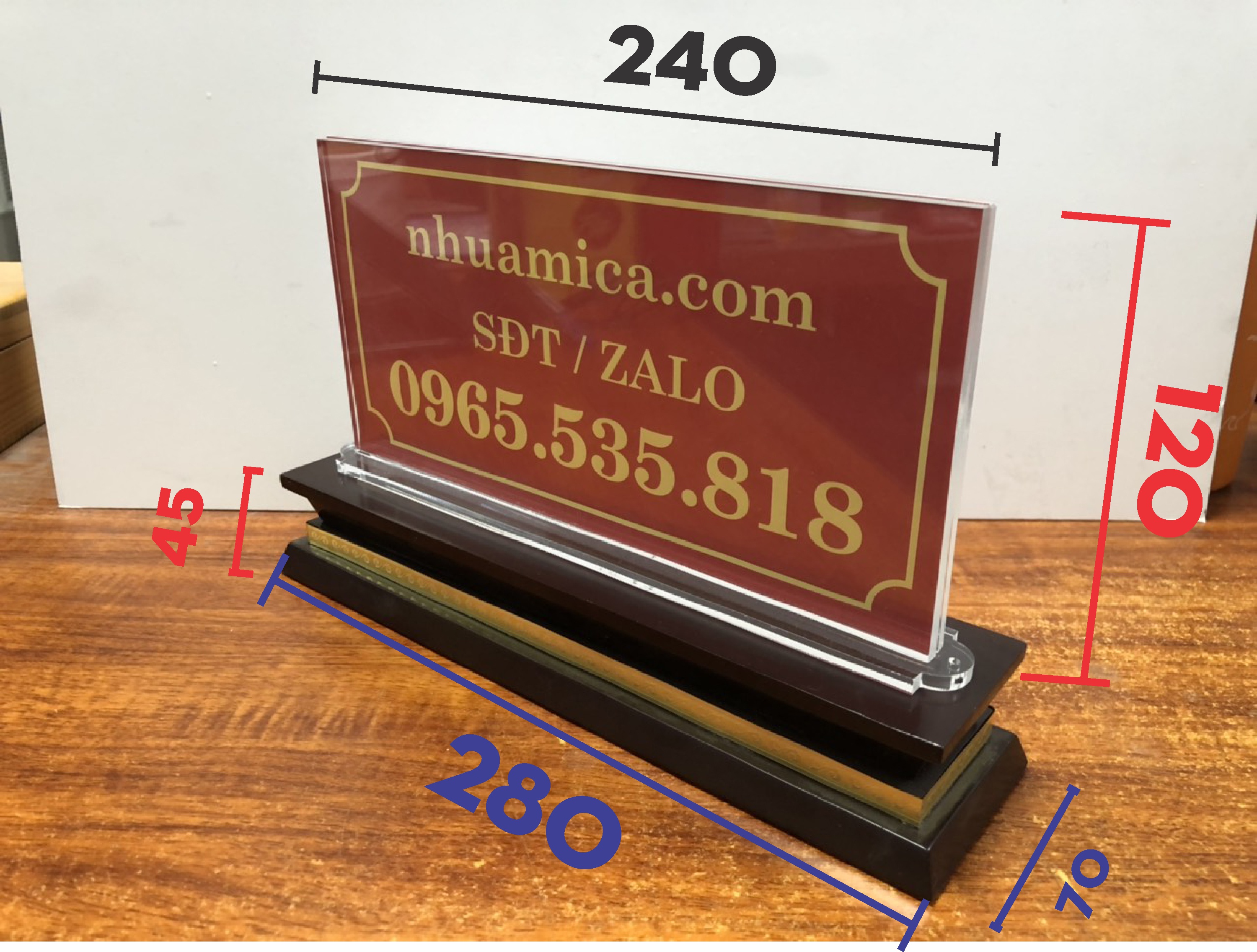 BIỂN CHỨC DANH ĐỂ BÀN ĐẾ GỖ (LOẠI KHÔNG ỐC)