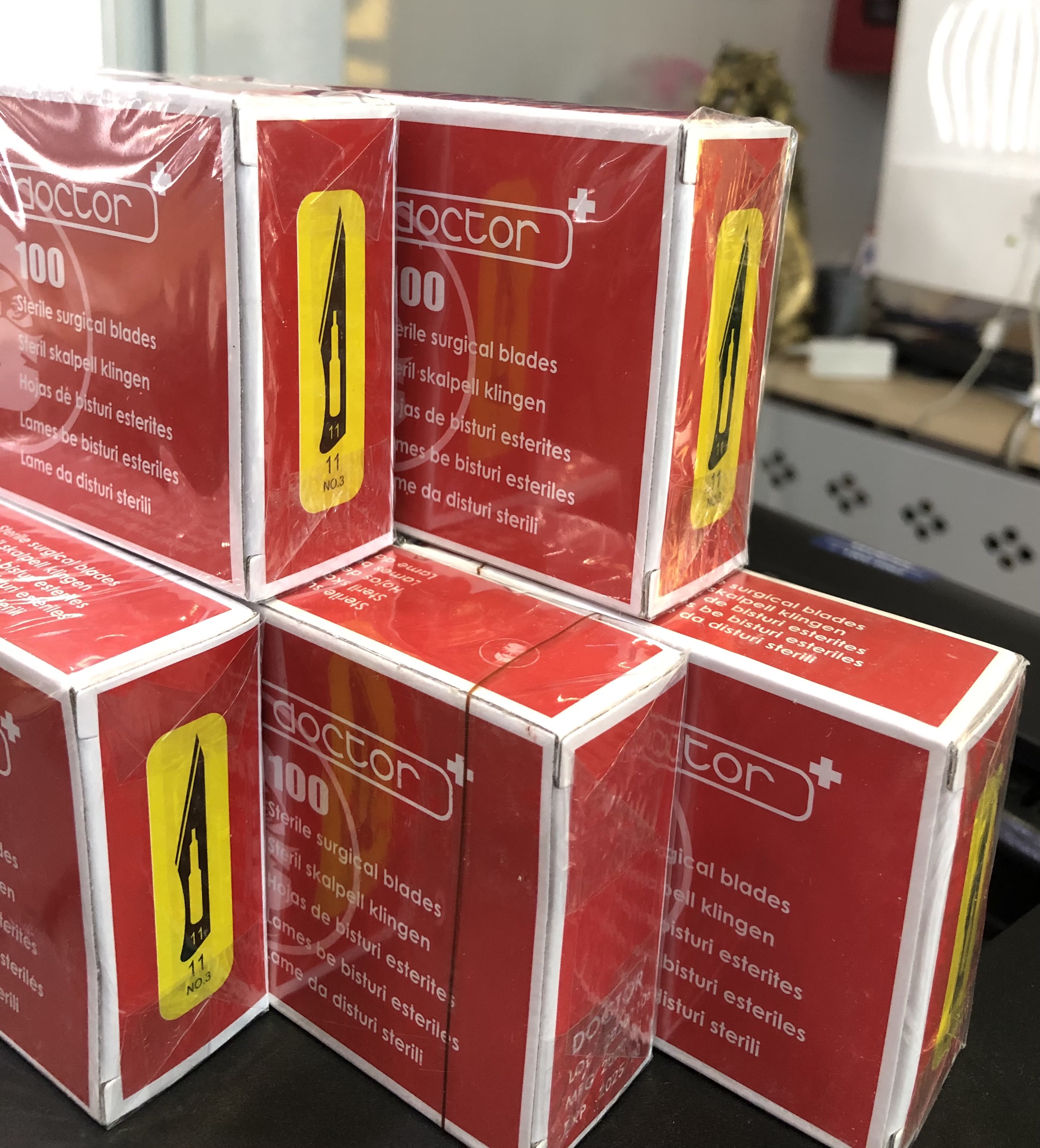 Dao Lấy Mụn - Dao Mổ Số 11 Doctor ( Ấn Độ )