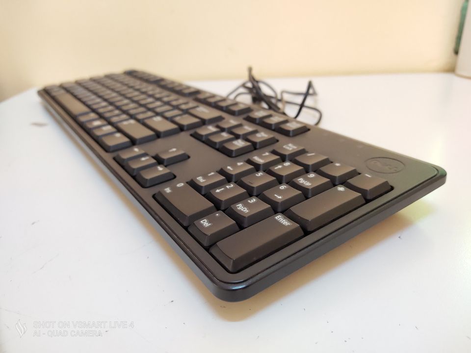 Bàn phím có dây Dell KB212-b cao cấp mỏng nhẹ, cổng USB