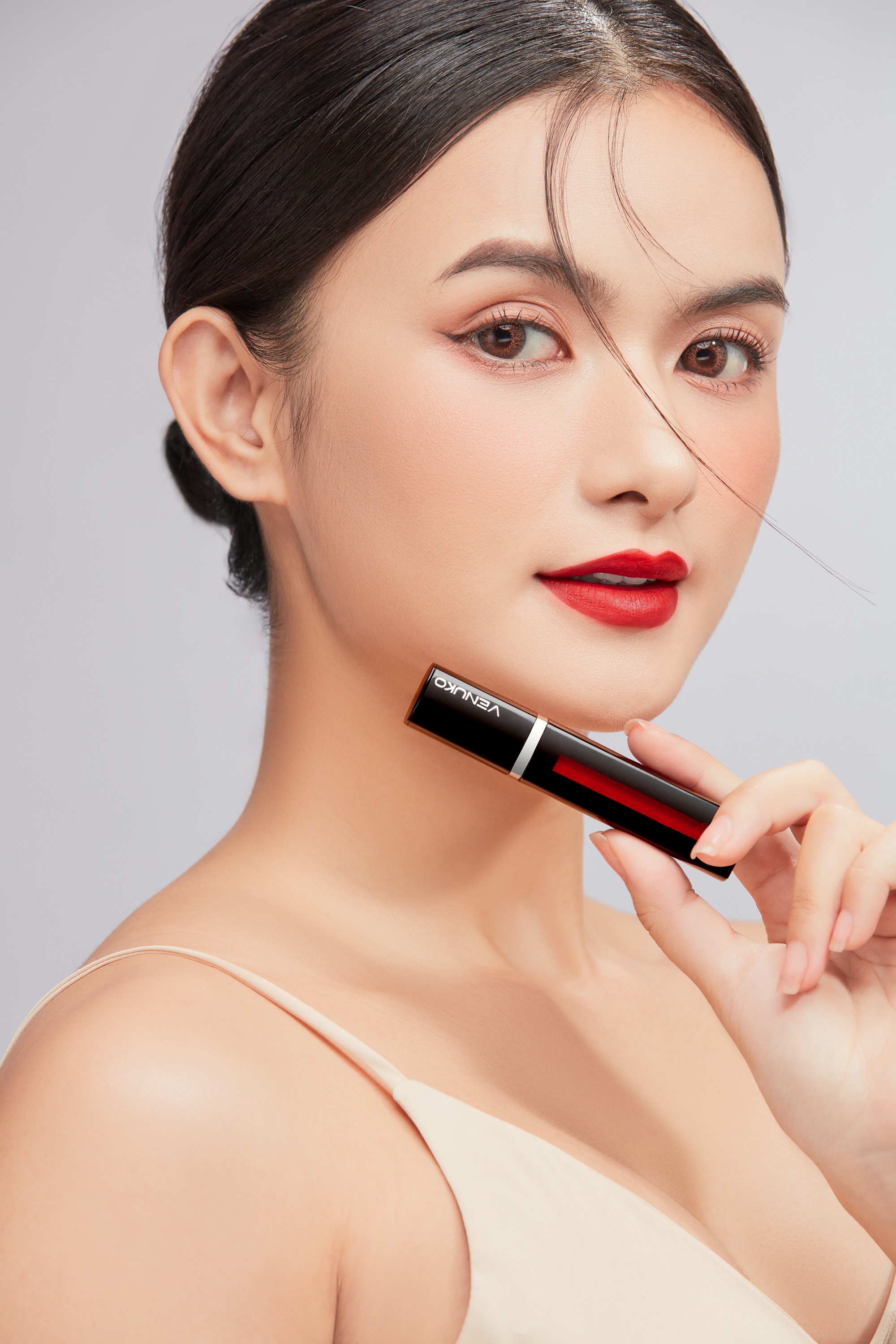 Son Venuko Tint 5ml màu Đỏ Cam - RO