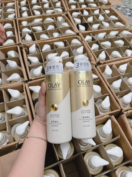 Sữa tắm trắng da body Olay B3 Vitamin C 500ml