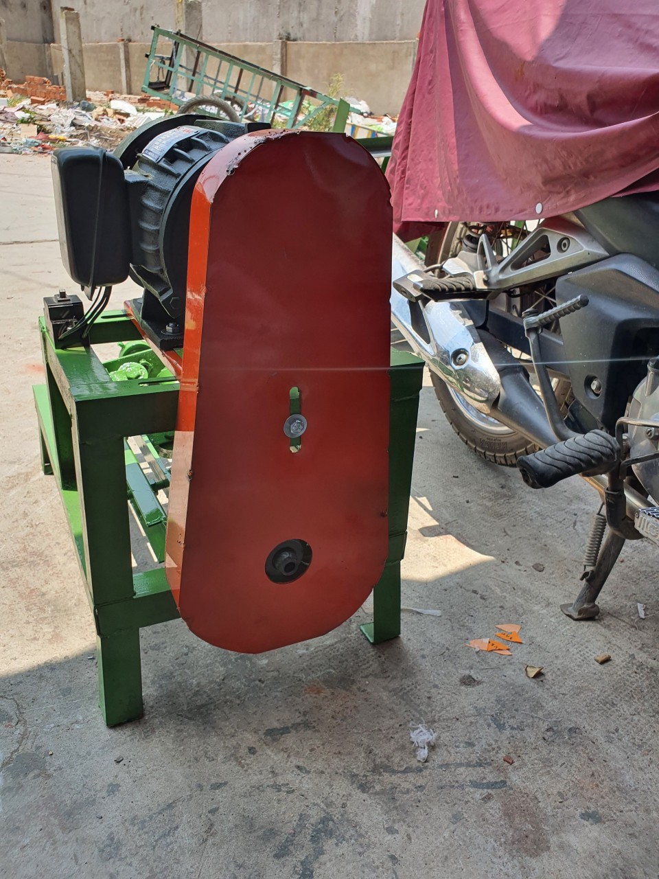 Máy duỗi sắt trung  ( có motor)