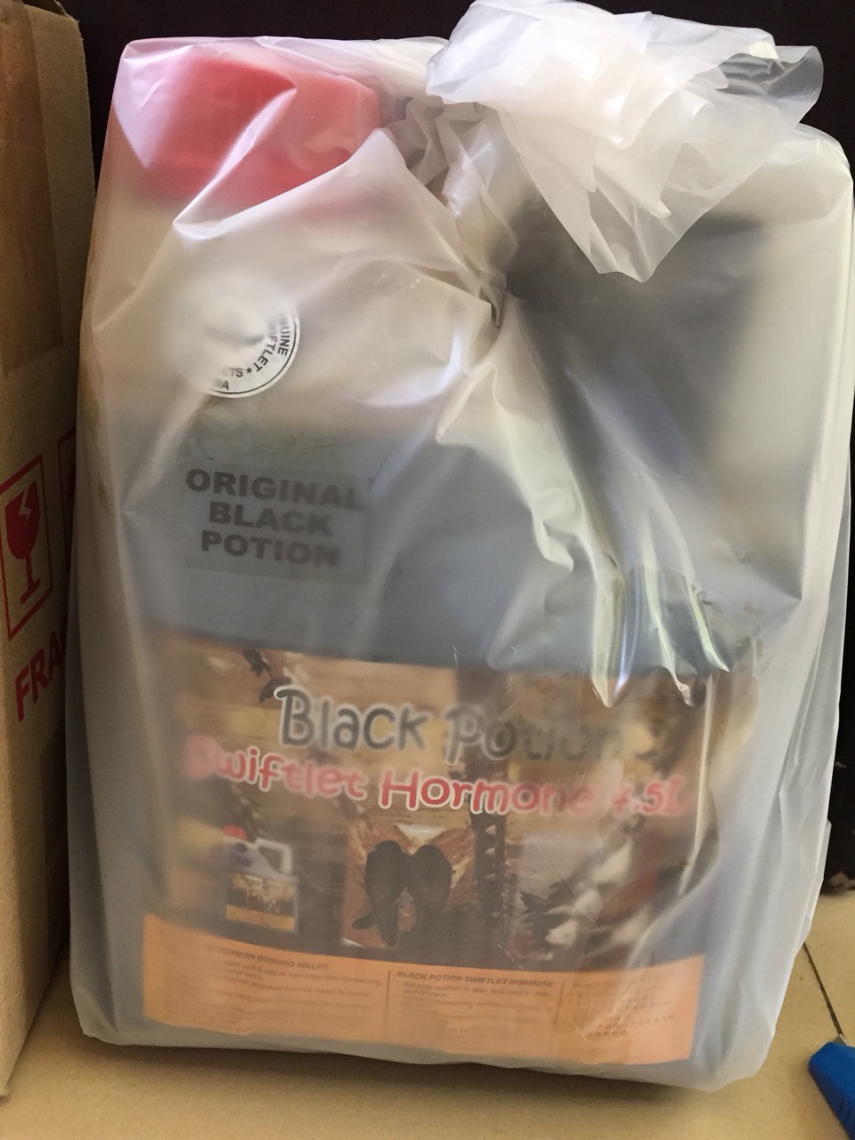 [SP000187] DUNG DỊCH BLACK POTION SWIFTLET HORMONE 4.5L
